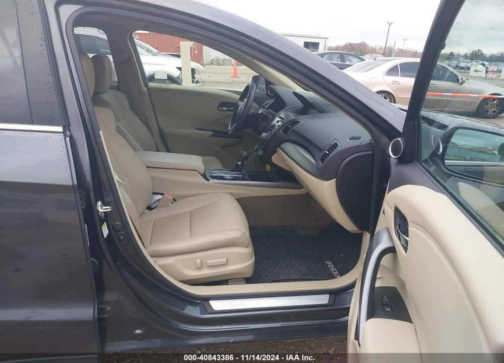 2014 ACURA RDX VIN: 5J8TB4H53EL006185