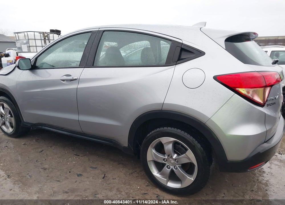 2018 HONDA HR-V LX VIN: 3CZRU6H31JM715147