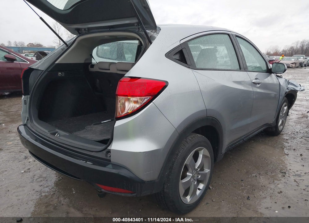 2018 HONDA HR-V LX VIN: 3CZRU6H31JM715147