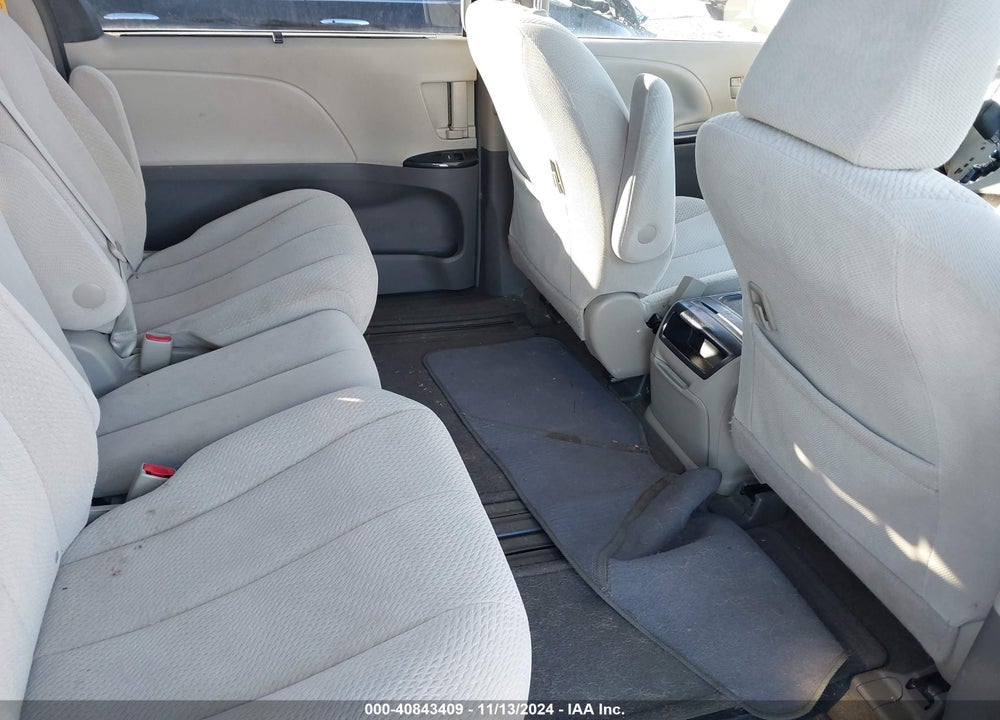 2012 TOYOTA SIENNA LE V6 8 PASSENGER VIN: 5TDKK3DCXCS181151