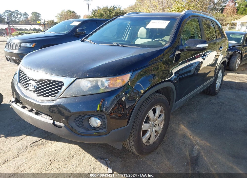 2013 KIA SORENTO LX VIN: 5XYKT3A6XDG424287