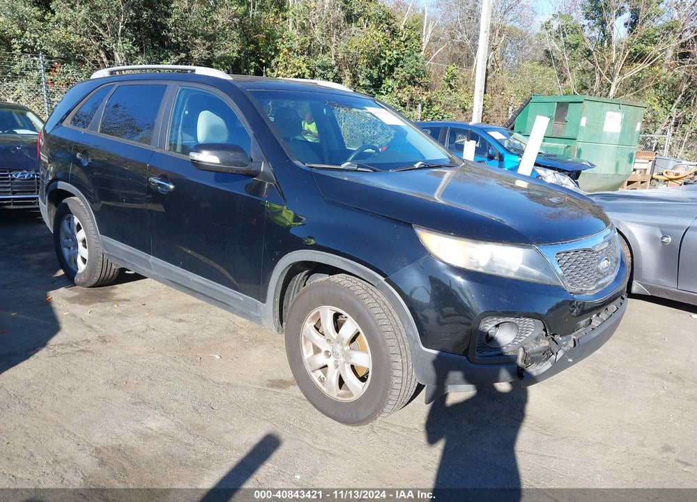 2013 KIA SORENTO LX VIN: 5XYKT3A6XDG424287