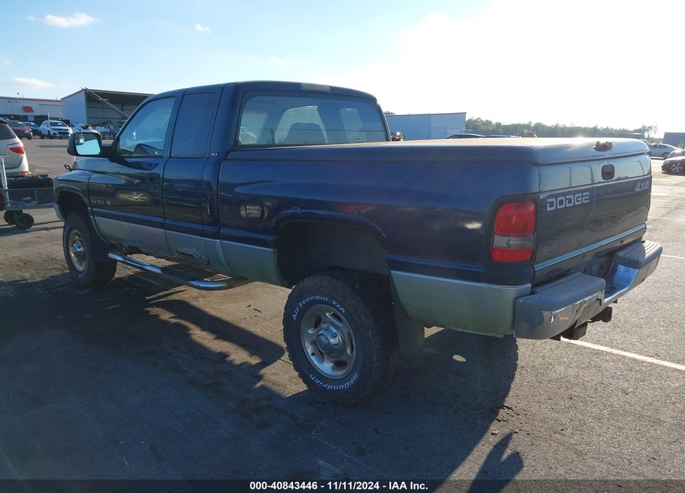 2001 DODGE RAM 2500 ST VIN: 1B7KF23ZX1J583170