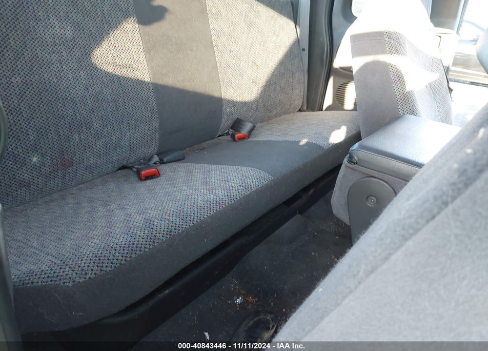 2001 DODGE RAM 2500 ST VIN: 1B7KF23ZX1J583170