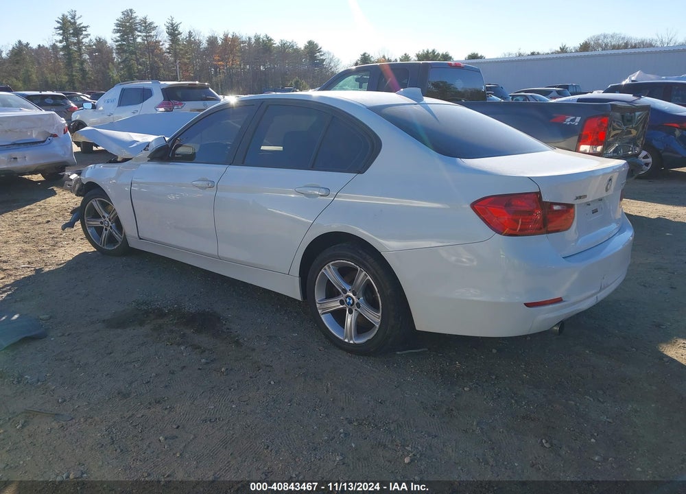 2015 BMW 320 VIN: WBA3C3G57FNS73324