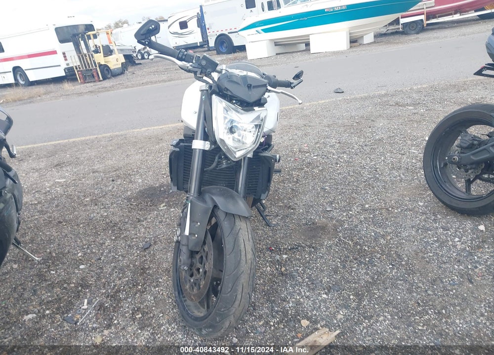 2012 YAMAHA FZ1 S VIN: JYARN17EXCA008407