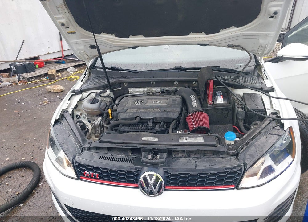 2017 VOLKSWAGEN GOLF GTI SE 4-DOOR VIN: 3VW547AUXHM010495