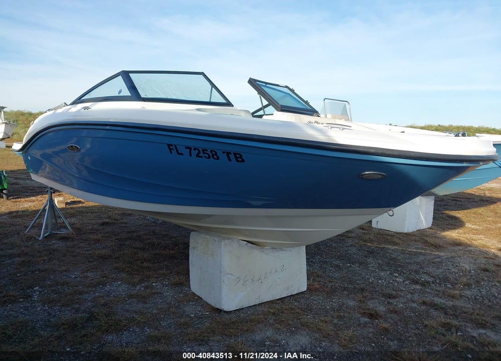 2022 SEA RAY OTHER VIN: SERX1004F122