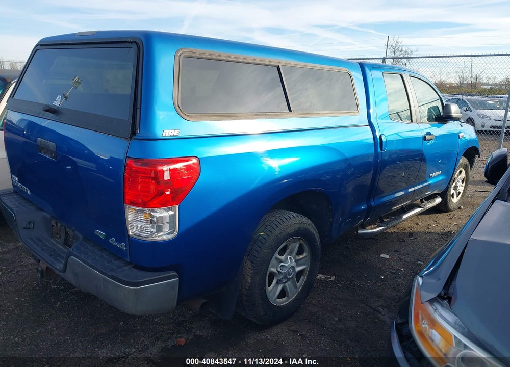 2010 TOYOTA TUNDRA GRADE 5.7L V8 VIN: 5TFUW5F1XAX123472