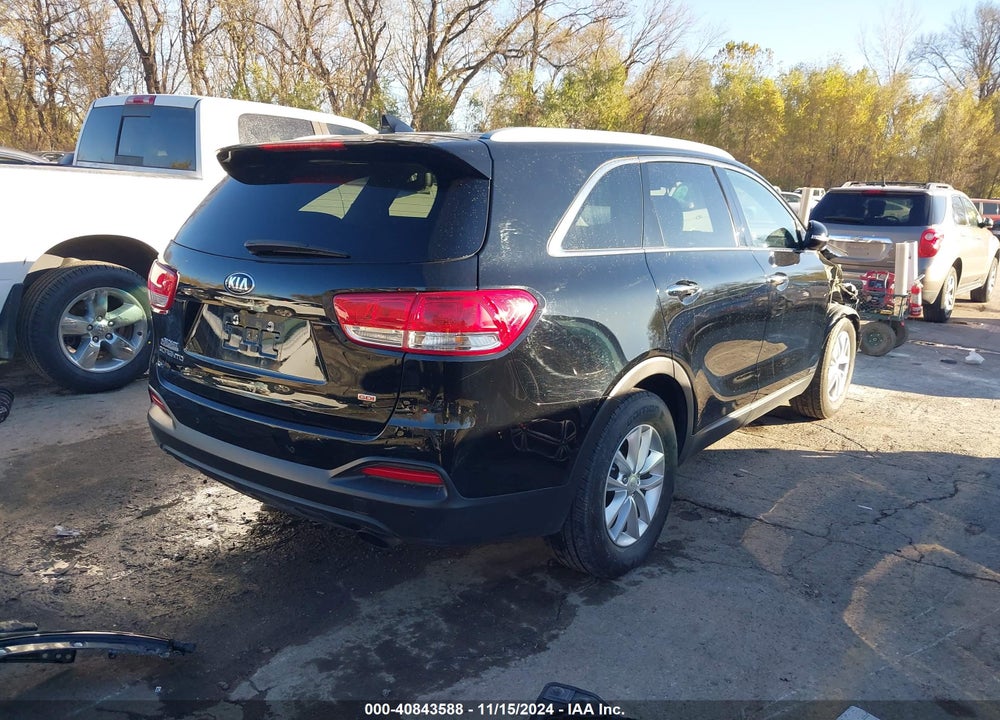2017 KIA SORENTO 2.4L LX VIN: 5XYPGDA32HG295599