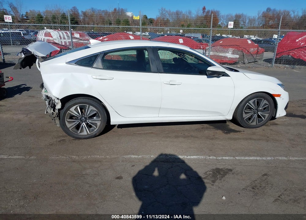 2018 HONDA CIVIC EX-L VIN: JHMFC1F79JX036255