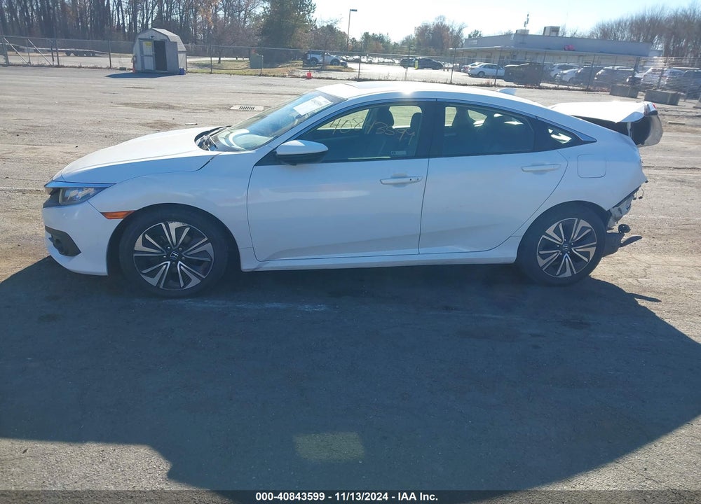 2018 HONDA CIVIC EX-L VIN: JHMFC1F79JX036255