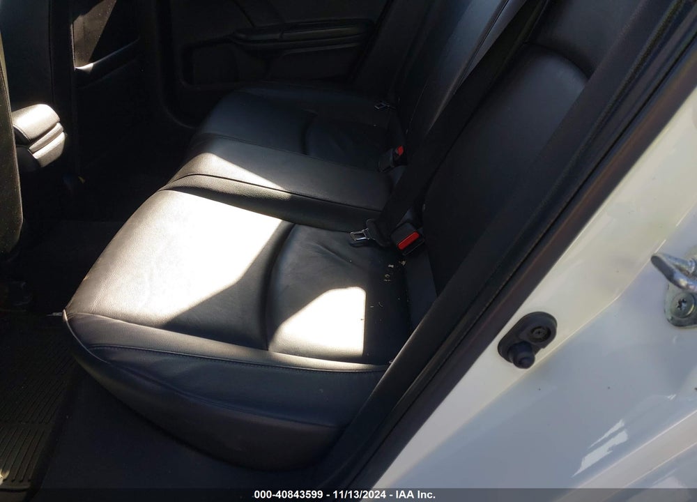 2018 HONDA CIVIC EX-L VIN: JHMFC1F79JX036255