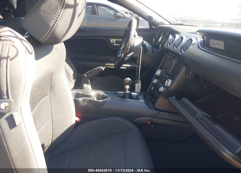 2016 FORD MUSTANG V6 VIN: 1FA6P8AM8G5283952