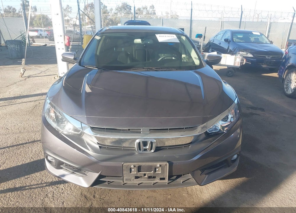 2018 HONDA CIVIC VIN: JHMFC1F76JX041994