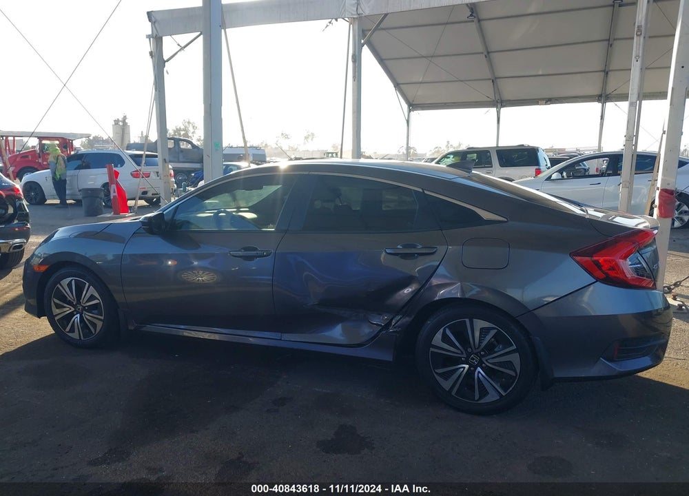 2018 HONDA CIVIC VIN: JHMFC1F76JX041994