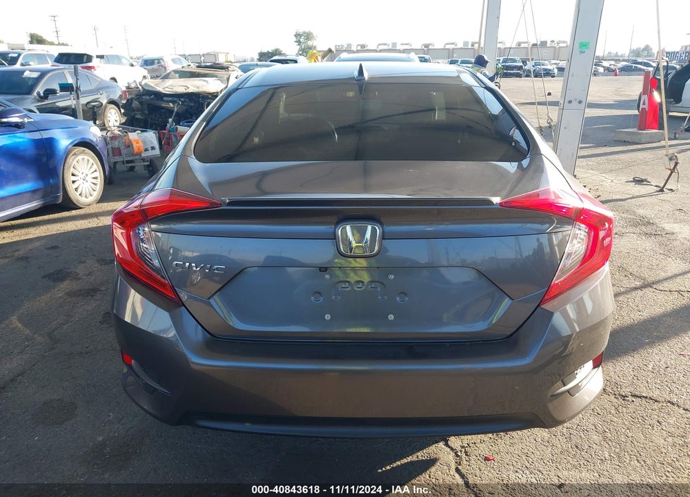2018 HONDA CIVIC VIN: JHMFC1F76JX041994