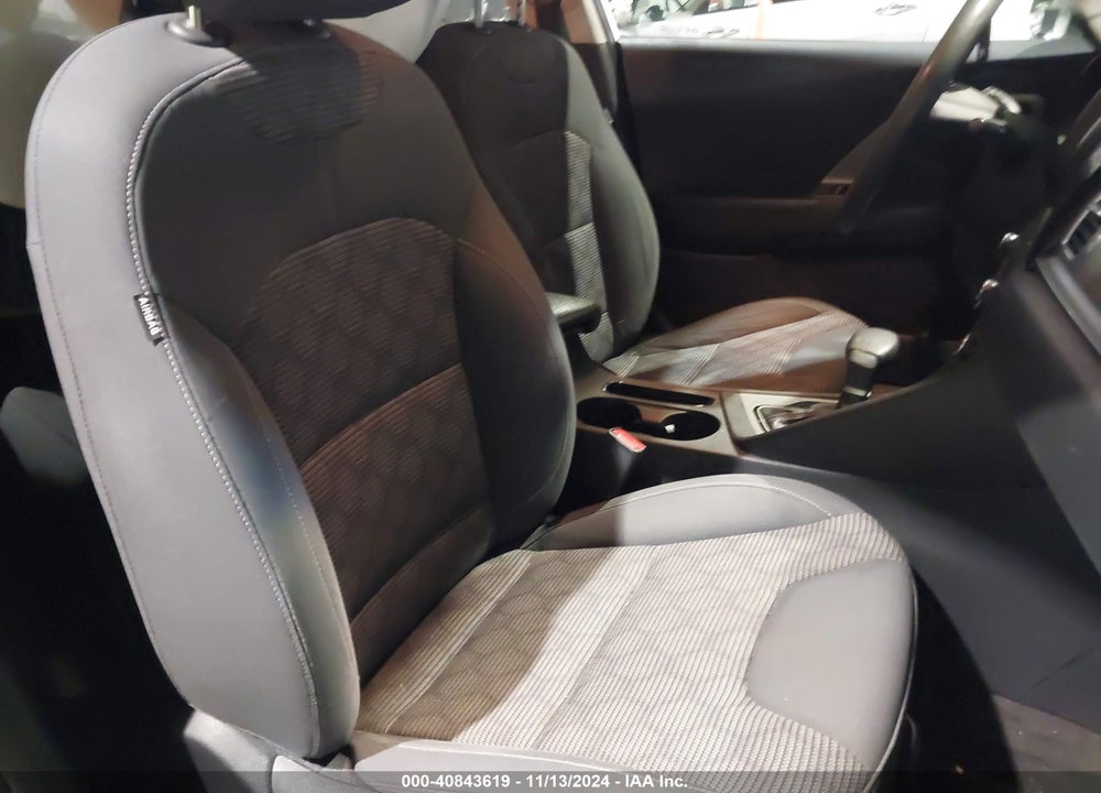 2017 KIA NIRO LX VIN: KNDCB3LCXH5064012