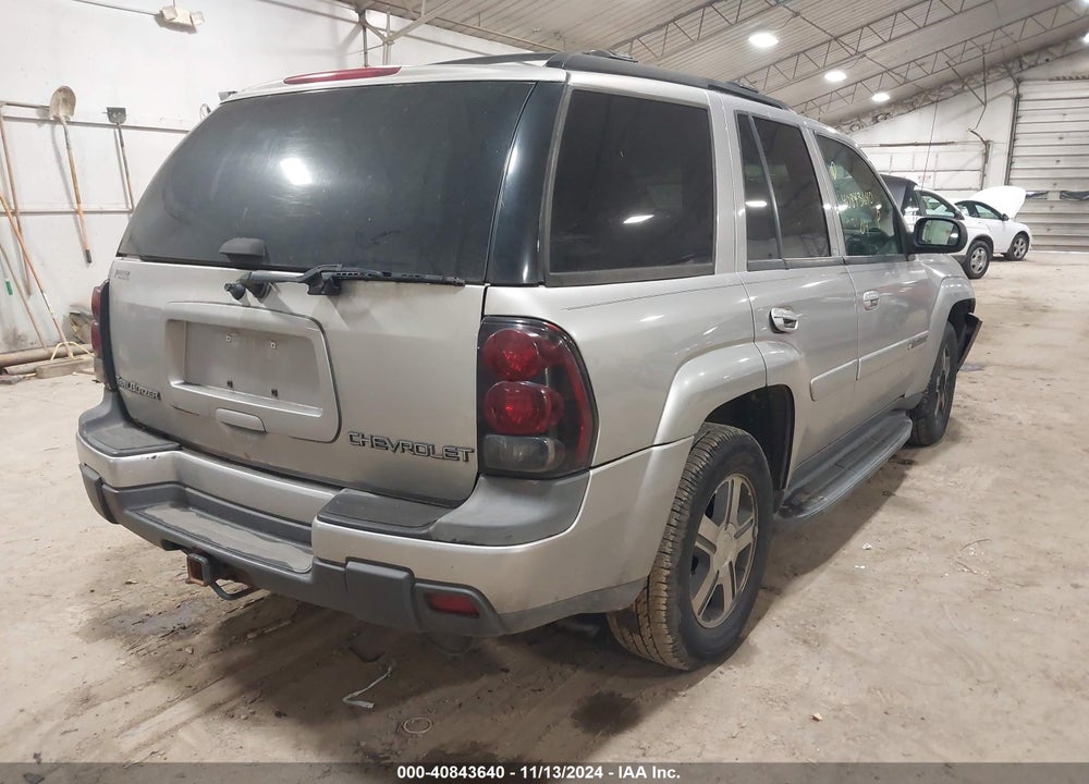 2004 CHEVROLET TRAILBLAZER LT VIN: 1GNDT13SX42382129