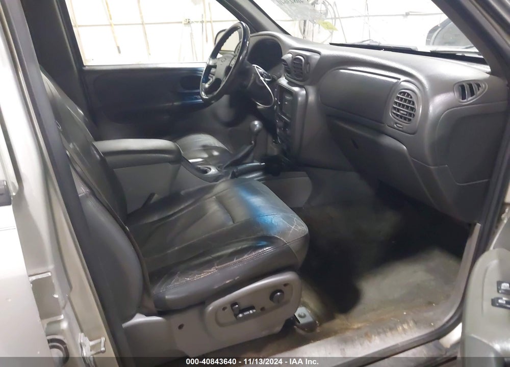 2004 CHEVROLET TRAILBLAZER LT VIN: 1GNDT13SX42382129