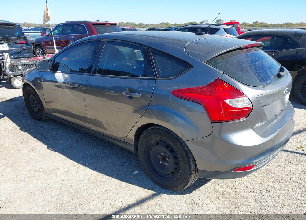 2014 FORD FOCUS VIN: 1FADP3K29EL180085