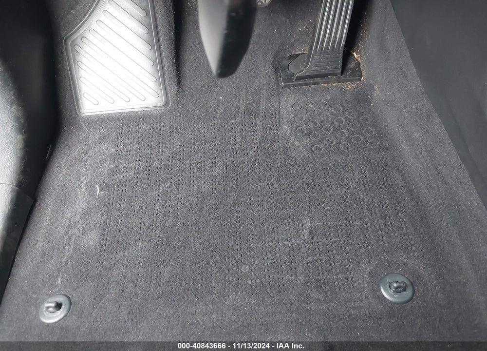 2024 TOYOTA SIENNA XLE VIN: 5TDYRKEC8RS207866