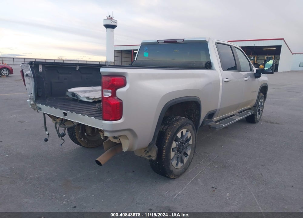2022 CHEVROLET SILVERADO 3500HD 4WD  STANDARD BED LT VIN: 2GC4YTE70N1227279