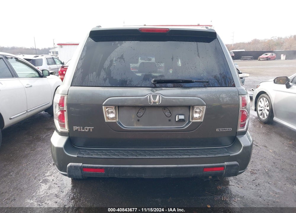 2008 HONDA PILOT EX-L VIN: 5FNYF18788B008174