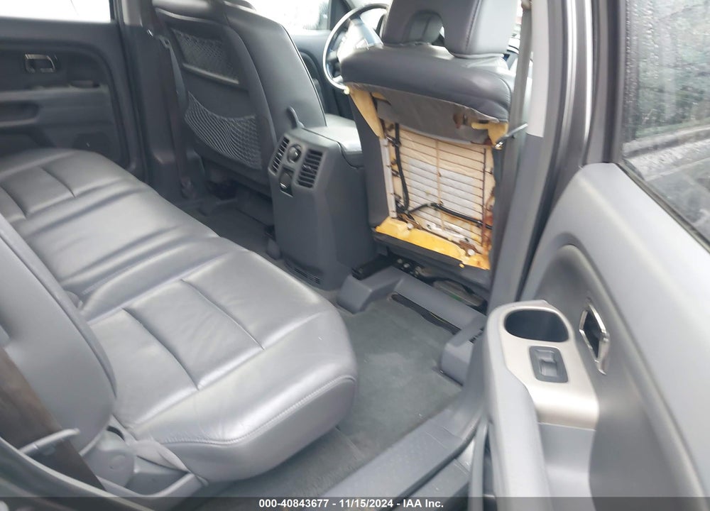 2008 HONDA PILOT EX-L VIN: 5FNYF18788B008174