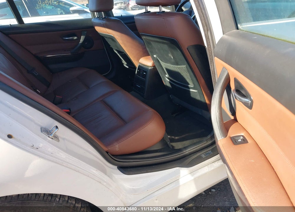 2008 BMW 335XI VIN: WBAVD53568A282615