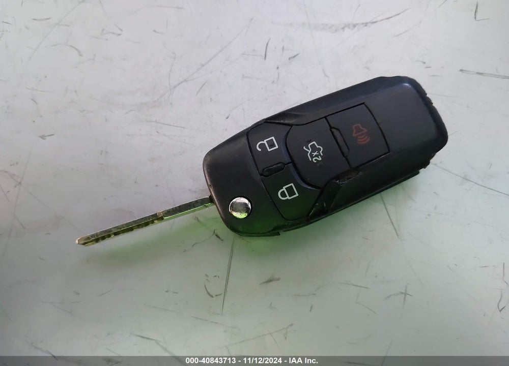 2013 FORD FUSION SE VIN: 3FA6P0H76DR120503
