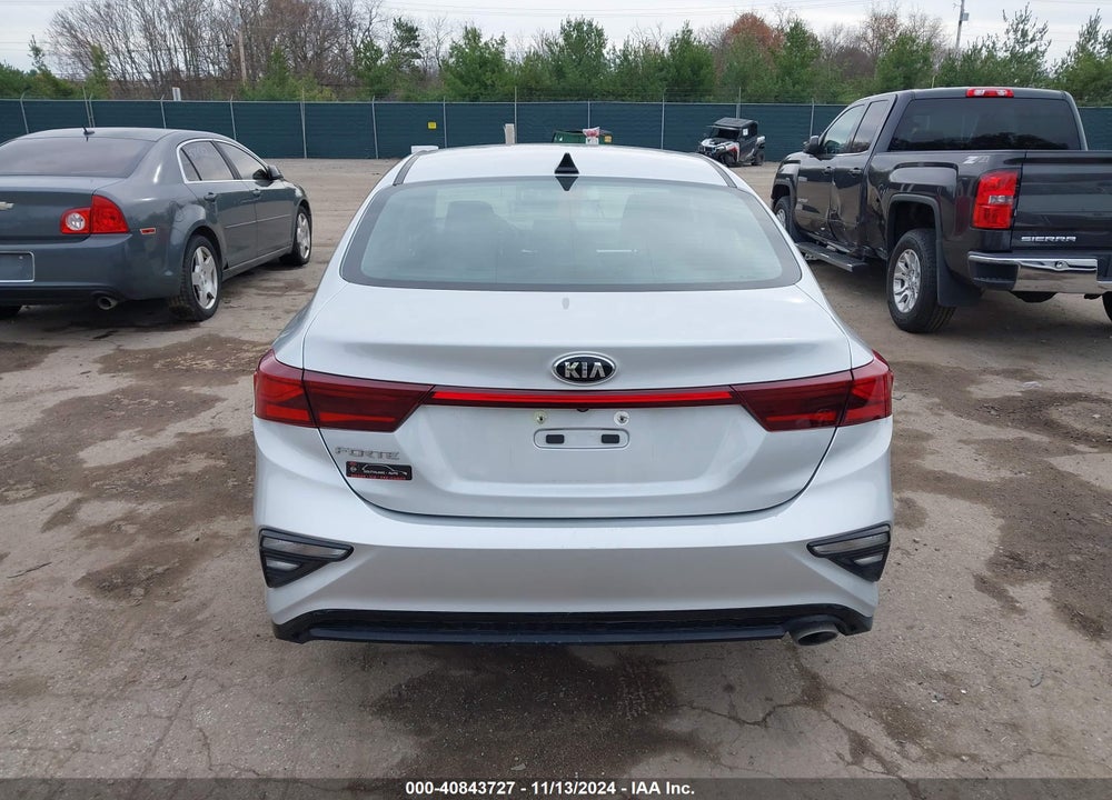 2021 KIA FORTE LXS VIN: 3KPF24AD6ME352669