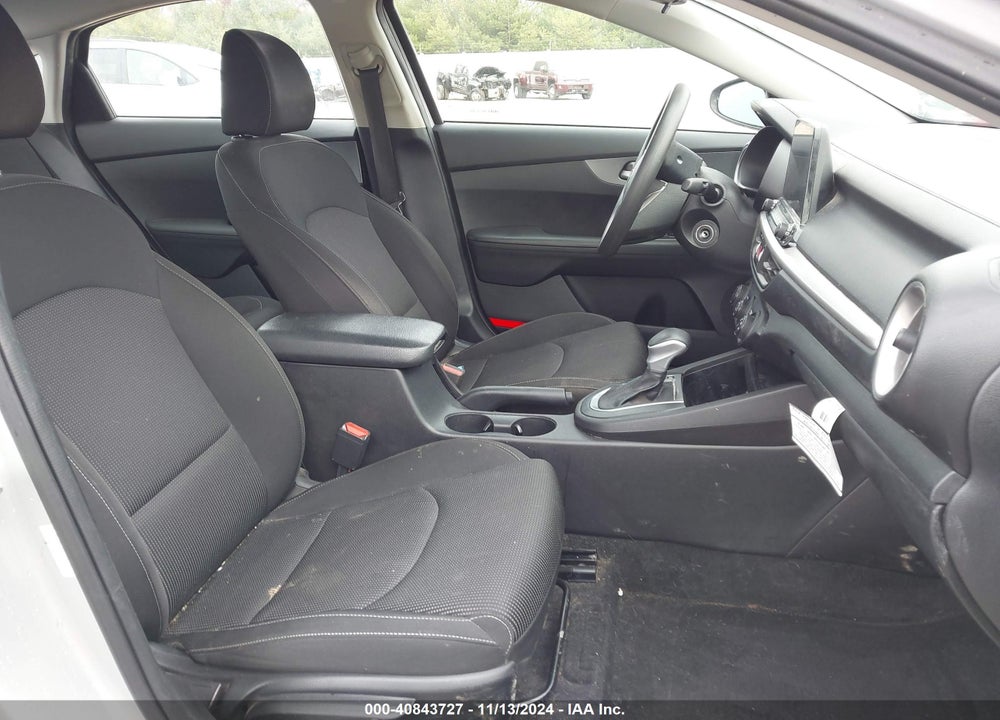 2021 KIA FORTE LXS VIN: 3KPF24AD6ME352669