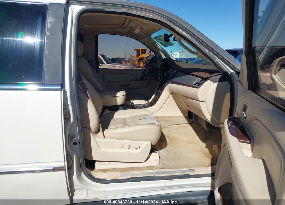 2007 CADILLAC ESCALADE ESV STANDARD VIN: 1GYFK66857R260849