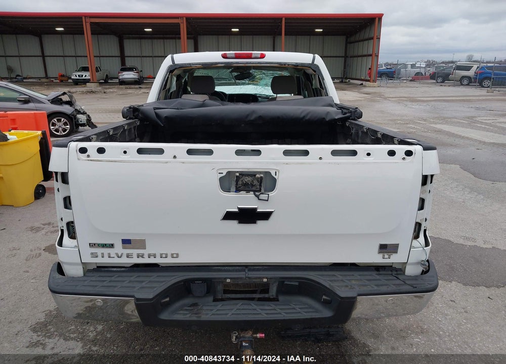 2011 CHEVROLET SILVERADO 1500 LT VIN: 3GCPKSE31BG174021