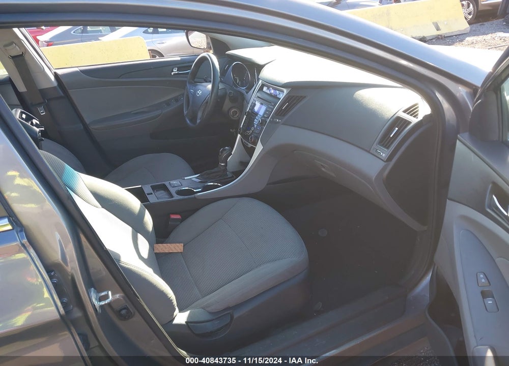 2013 HYUNDAI SONATA GLS VIN: 5NPEB4AC8DH719778