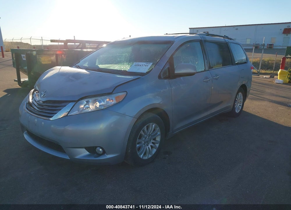 2011 TOYOTA SIENNA XLE V6 VIN: 5TDYK3DC8BS166205