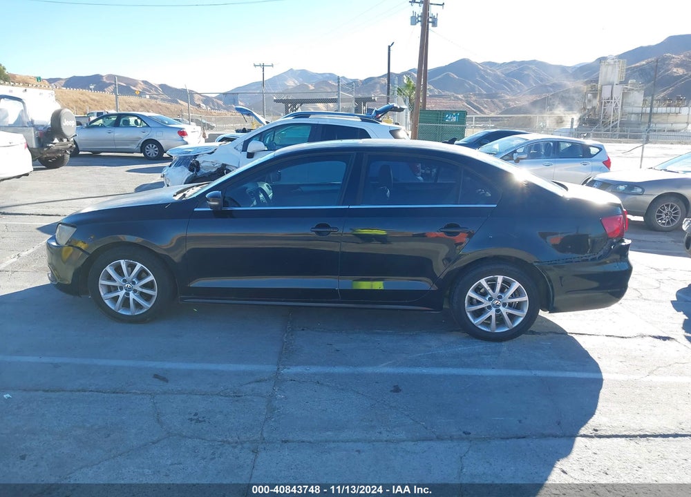 2014 VOLKSWAGEN JETTA 1.8T SE VIN: 3VWD17AJ8EM374002