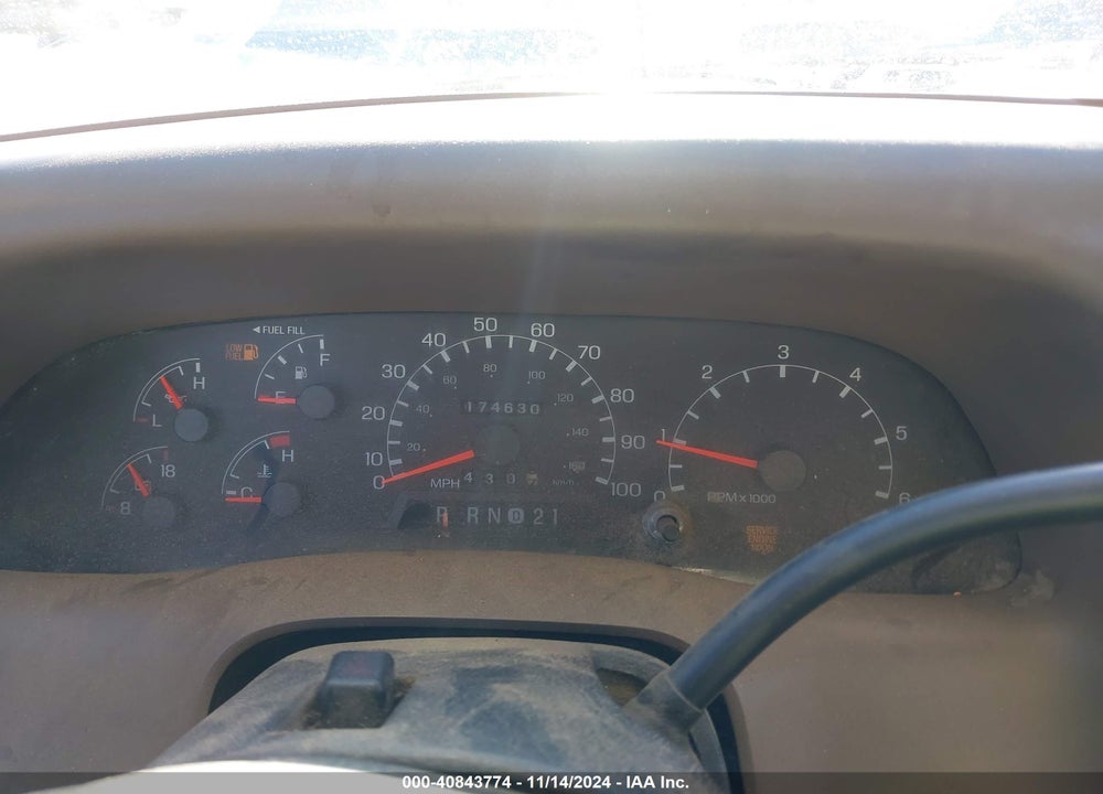 1999 FORD SUPER DUTY F-250 LARIAT/XL/XLT VIN: 1FTNX21S2XEE99216