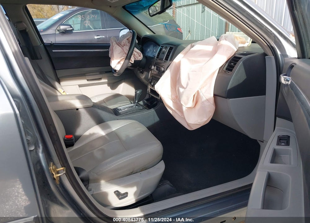 2006 CHRYSLER 300 TOURING VIN: 2C3KK53G16H417385