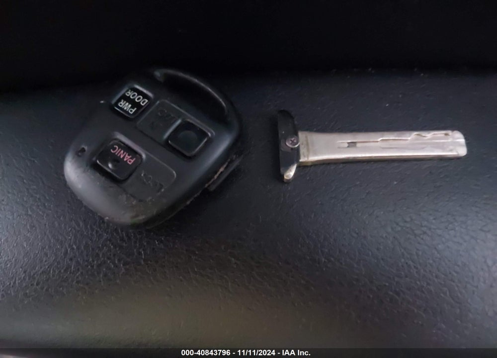 2007 LEXUS RX 400H VIN: JTJHW31UX72011376