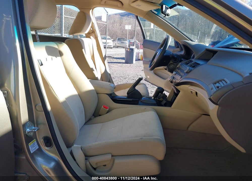 2009 HONDA ACCORD 2.4 LX VIN: 1HGCP26399A103674