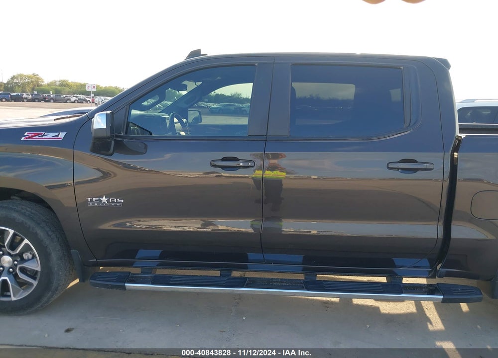 2021 CHEVROLET SILVERADO 1500 4WD SHORT BED LT VIN: 3GCUYDED8MG331116