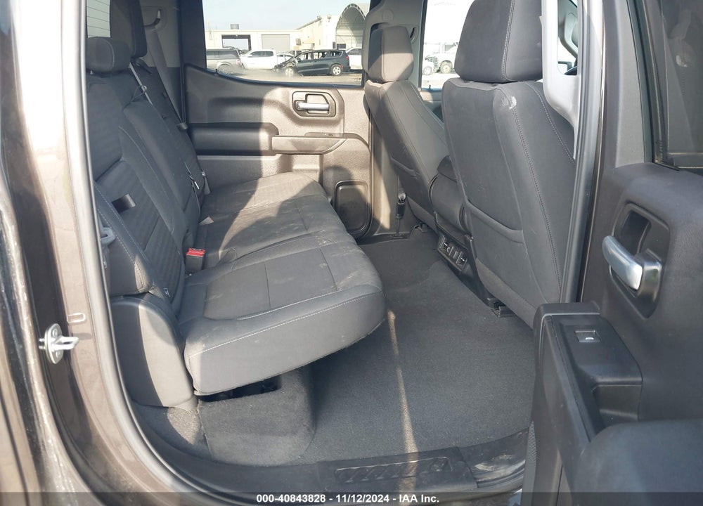 2021 CHEVROLET SILVERADO 1500 4WD SHORT BED LT VIN: 3GCUYDED8MG331116