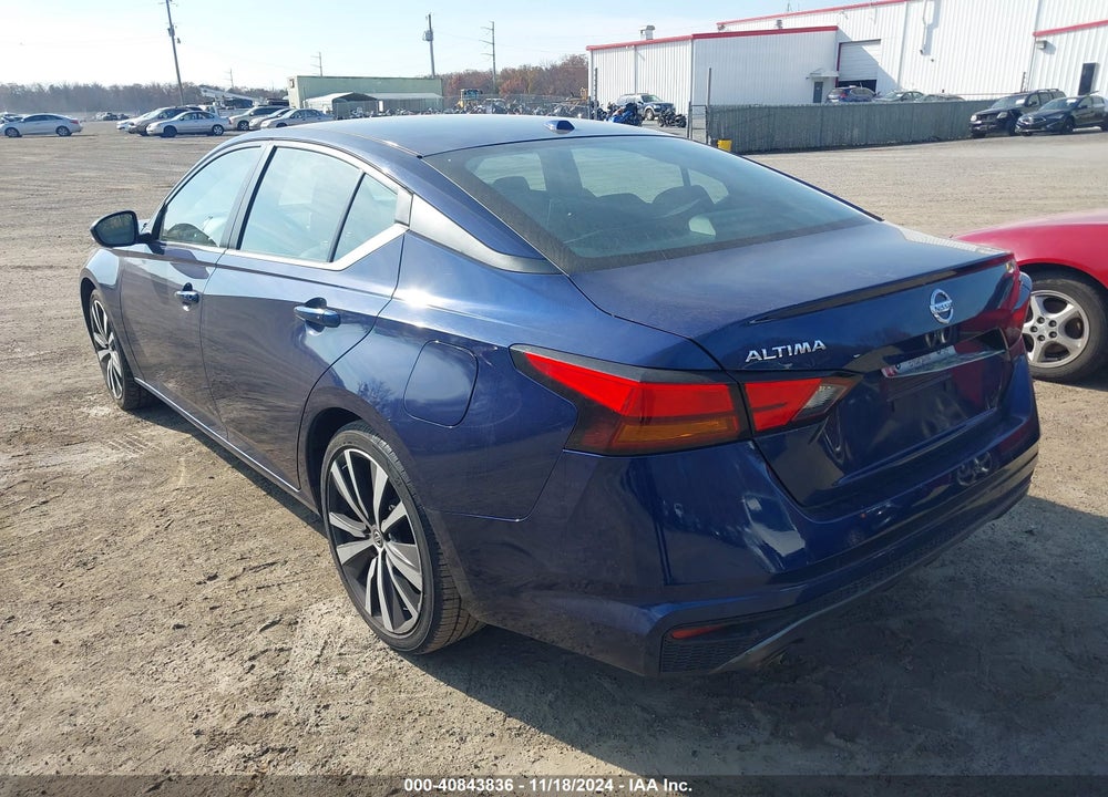 2022 NISSAN ALTIMA SR FWD VIN: 1N4BL4CV2NN403749