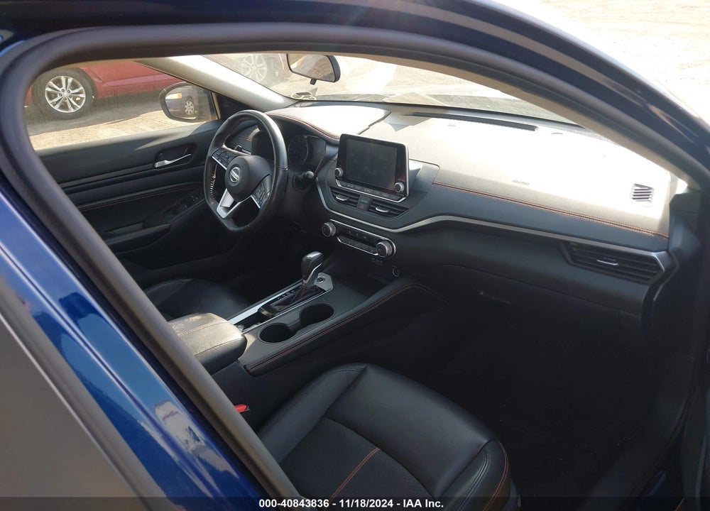 2022 NISSAN ALTIMA SR FWD VIN: 1N4BL4CV2NN403749