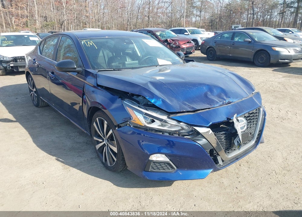 2022 NISSAN ALTIMA SR FWD VIN: 1N4BL4CV2NN403749