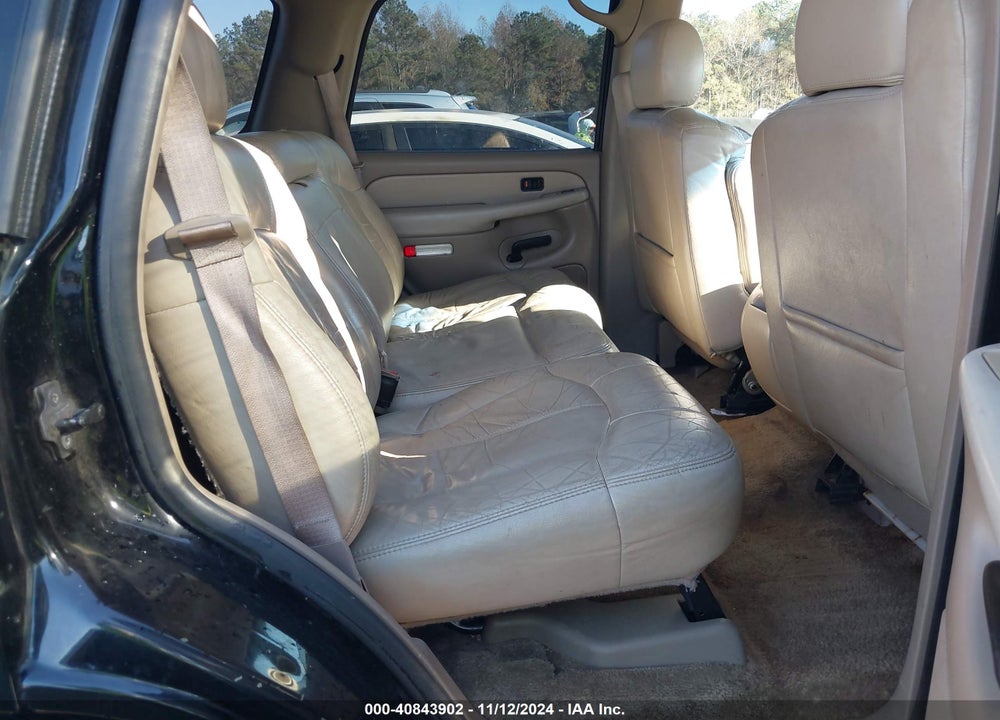 2001 CHEVROLET TAHOE VIN: 1GNEK13T41R106046