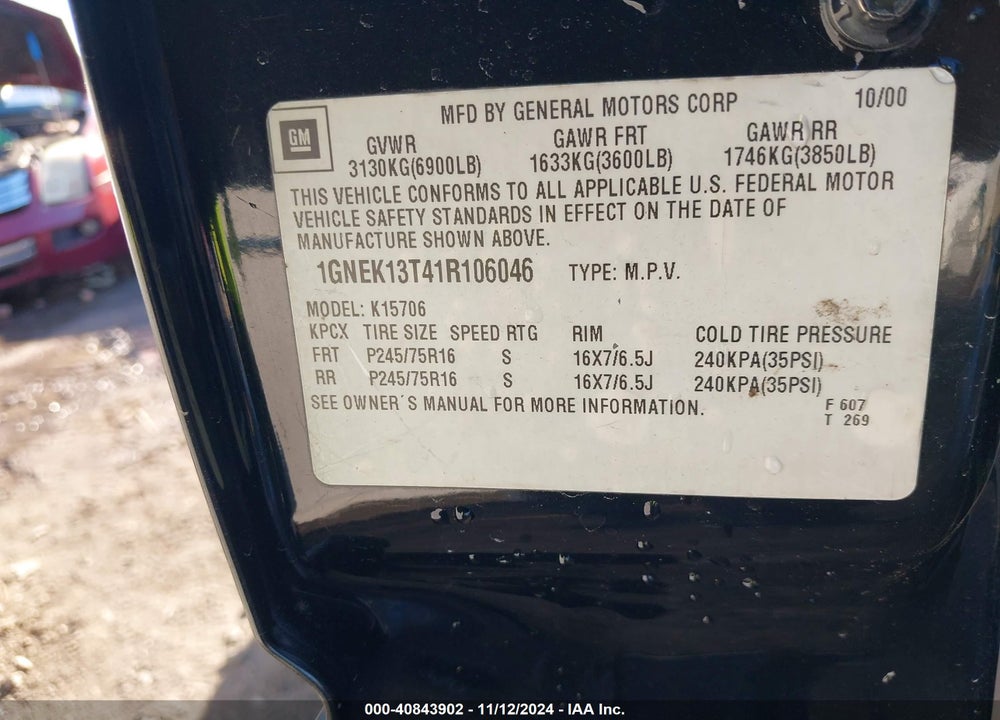 2001 CHEVROLET TAHOE VIN: 1GNEK13T41R106046