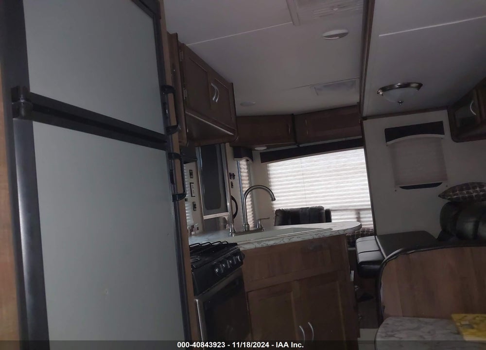 2018 GULFSTREAM CONQUEST SUPREME 262 VIN: 1NL1G3129J1131502